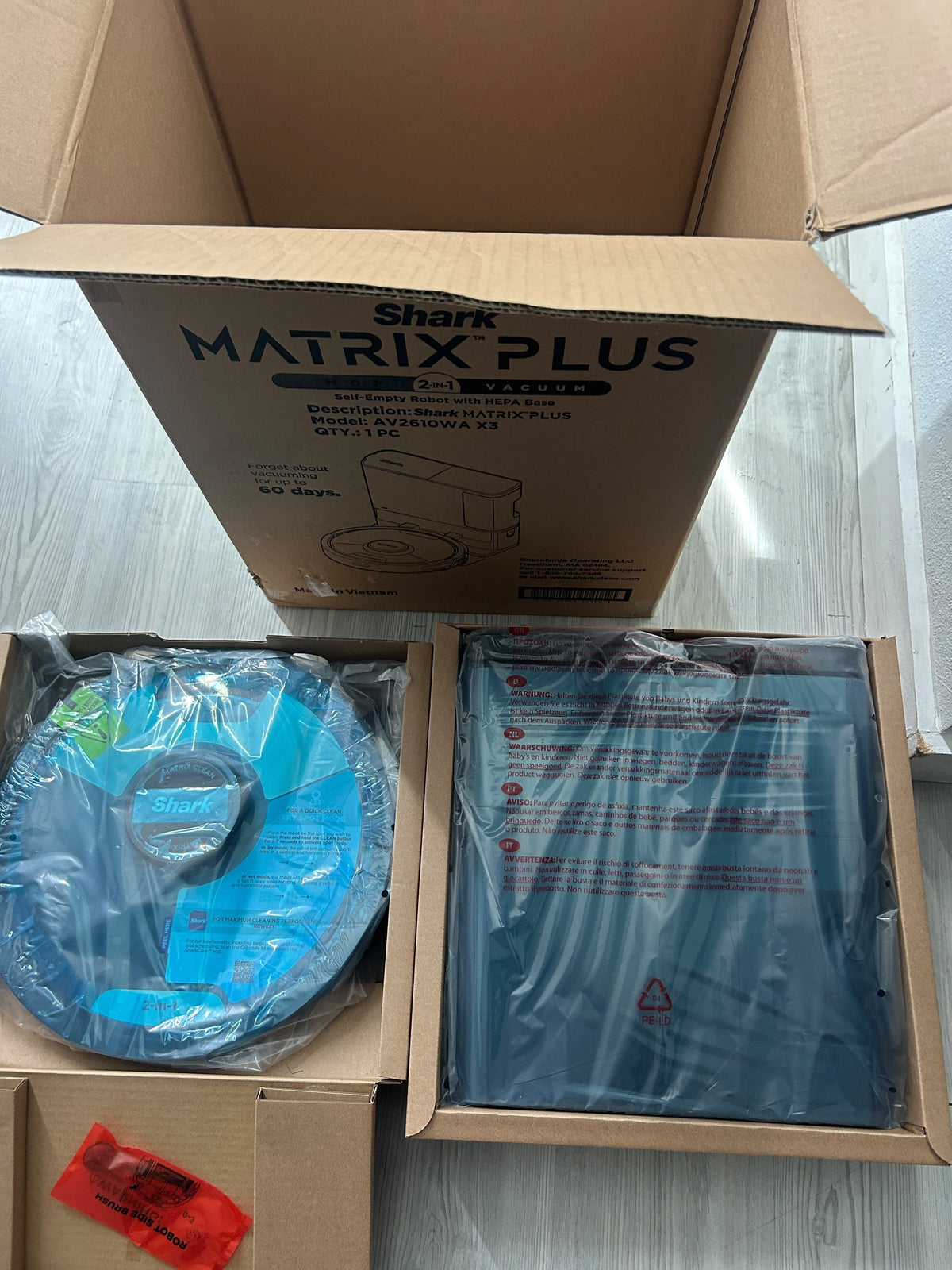 AI Ultra Robot Vacuum & Mop Combo 11
